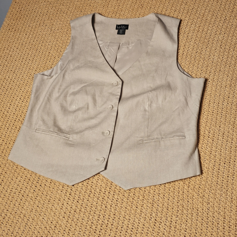 Nicole Miller Beige Outerwear
